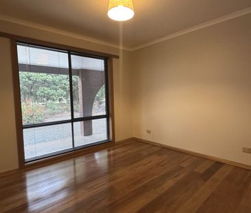 37 Marlboro Drive,, Kialla VIC 3631 - Photo 5