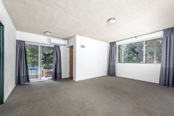 Fantastic Location - Photo 1