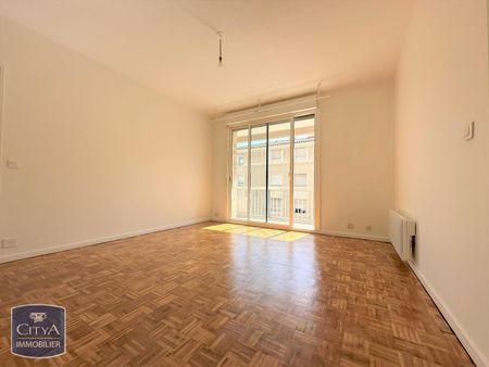 Location Appartement 2 pièces 42m² AVIGNON 84000 - Photo 3