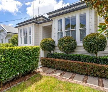 Immaculately presented Character Home - Photo 5