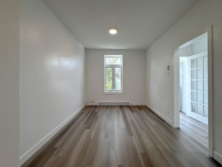 279 Rue Delinelle, H4C3A9, Montréal - Photo 3