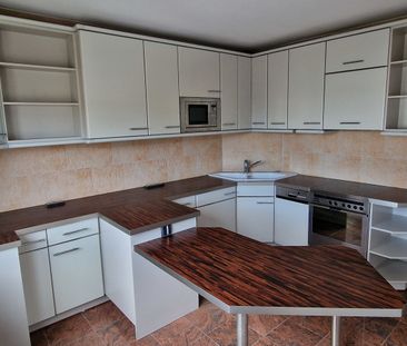 Großzügige 4-Zimmer-Wohnung mit EBK, Balkon und Gartenmitbenutzung ... - Photo 1