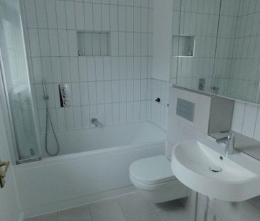 3 bedroom semi-detached house to rent - Photo 6