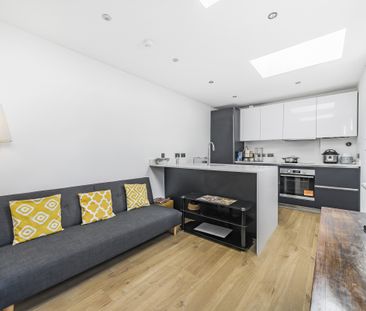 Traps Lane, New Malden, KT3 - Photo 2