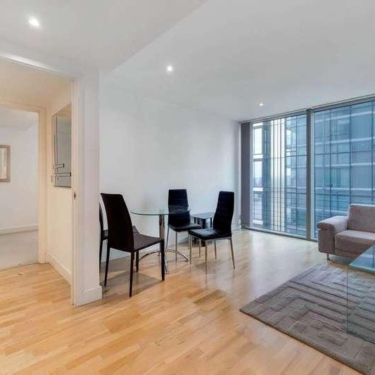 Landmark West Tower, Canary Wharf, E14 - Photo 1