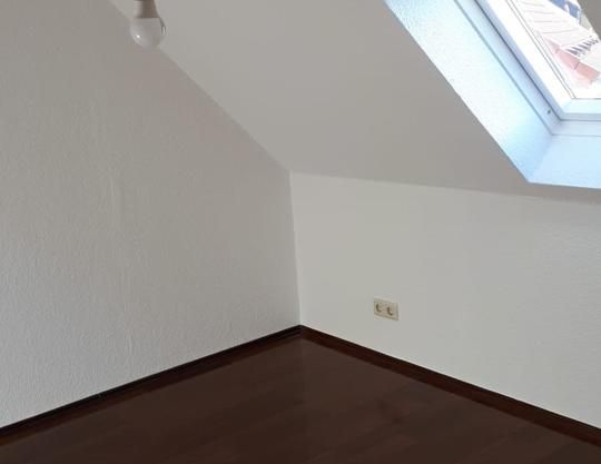 Dachgeschosswohnung - Photo 1