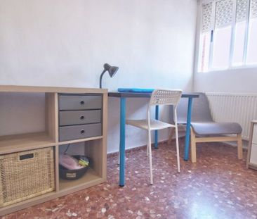 Carrer del Clariano, Valencia, Valencian Community 46021 - Photo 5