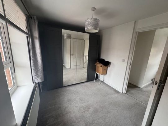 2 Bedroom Flat / Apartment - Tavistock Road, Southampton - Photo 1