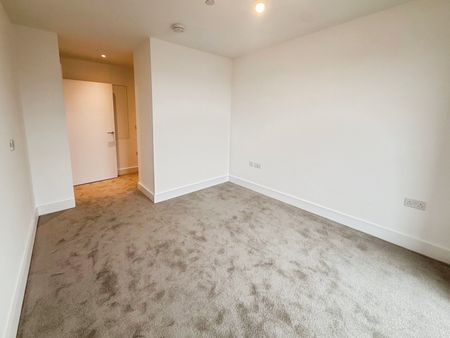 Burnt Mill, Harlow - Photo 5