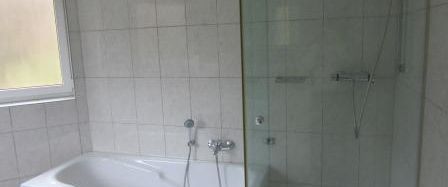 Tolle 3- Zimmerwohnung mit Balkon und Gartenteil - Foto 1