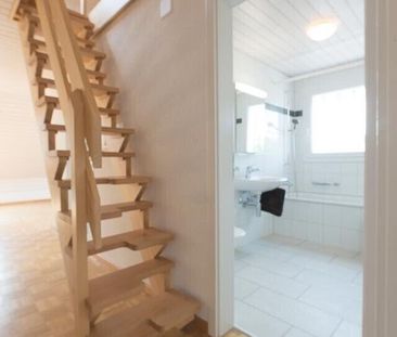 Unique apartment with attic room - Photo 6
