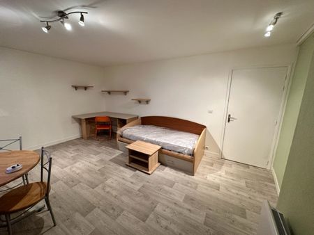 A louer Brest Kérinou T1 meublé 25 M2 - Photo 3