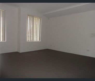 Large Family home - Photo 4