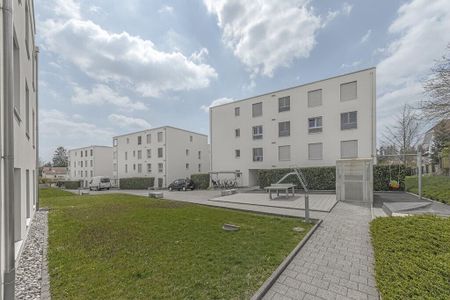 Modern wohnen - zentral in Grenchen! - Photo 3