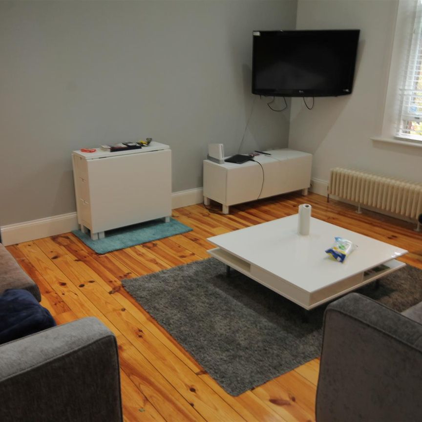 Brentwood Avenue, Jesmond - Photo 1