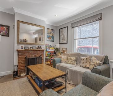 2 bedroom terraced house to rent - Photo 3