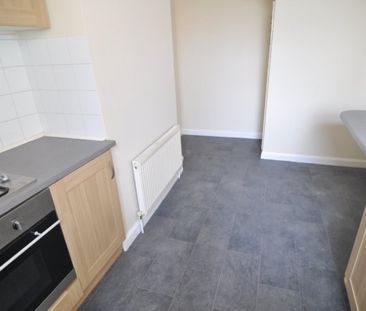 1 bed Flat - To Let - Photo 1
