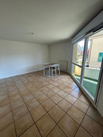 Location Appartement 3 pièces 59m² - Photo 2