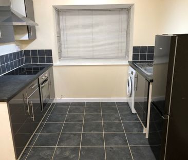 2 Bed Flat, Greenacre Gardens, E17 - Photo 5