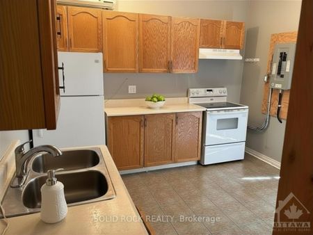 For Lease - 44 Elgin Street Unit# 4, Arnprior, Ontario - Photo 2