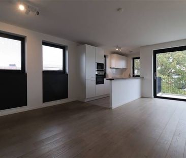 Appartement te huur - Photo 1