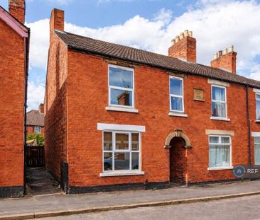 3 bedroom end of terrace house to rent - Photo 4