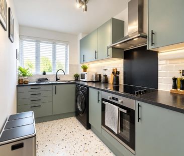1 bedroom flat to rent - Photo 4