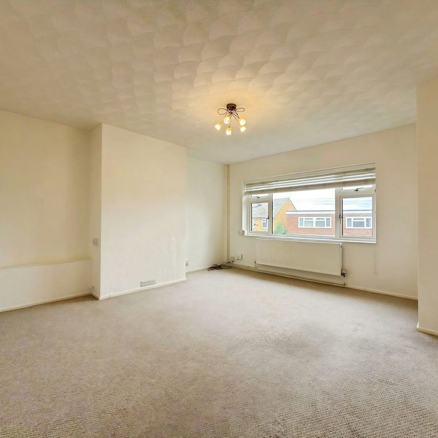 Maisonette to rent on - Photo 1