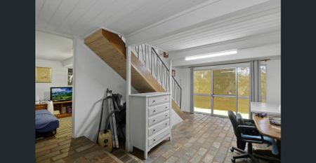 Dual Living walking distance to the town center & ferries - Photo 5