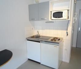 Location - Appartement T1 meublé Nantes Centre Ville - Photo 2