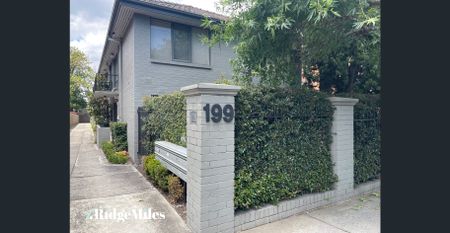 Freshly Renovated 2-Bedroom Apartment in the Heart of Hawthorn - Photo 4