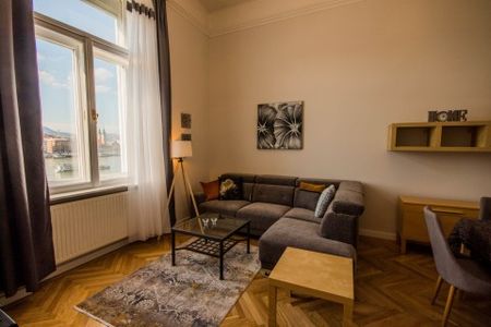Széchenyi rakpart - Photo 2