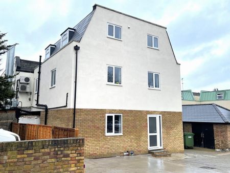 Studio to rent - Photo 2