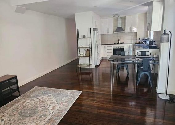 Bellevue Hill - Photo 1