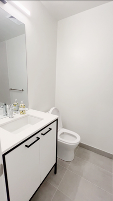 For Lease - 1808 St Clair Avenue Unit# 413, Toronto, Ontario - Photo 1