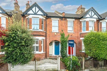 2 bedroom maisonette to rent - Photo 5