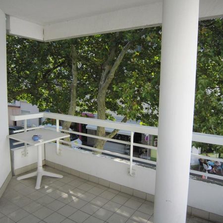 Location Appartement 2 pièces 47m² ST NAZAIRE 44600 - Photo 3
