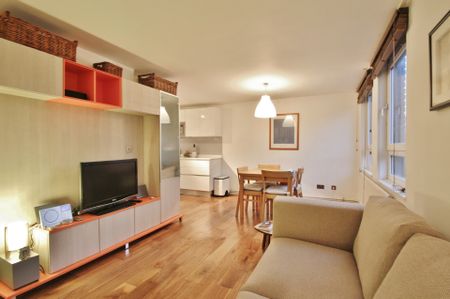 More Close, St Paul's Court, Hammersmith, London, W14 - Photo 4