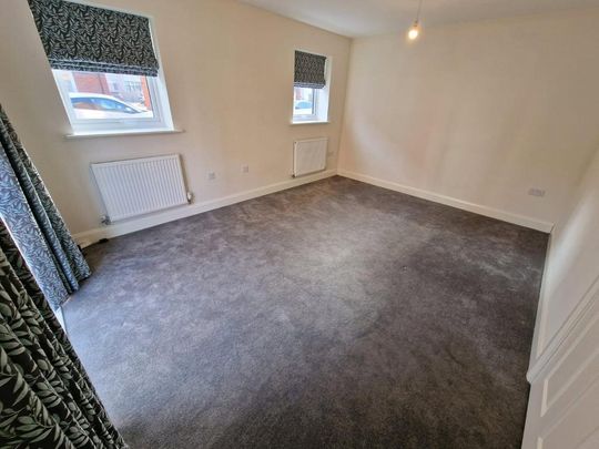 3 bedroom semi-detached house to rent - Photo 1