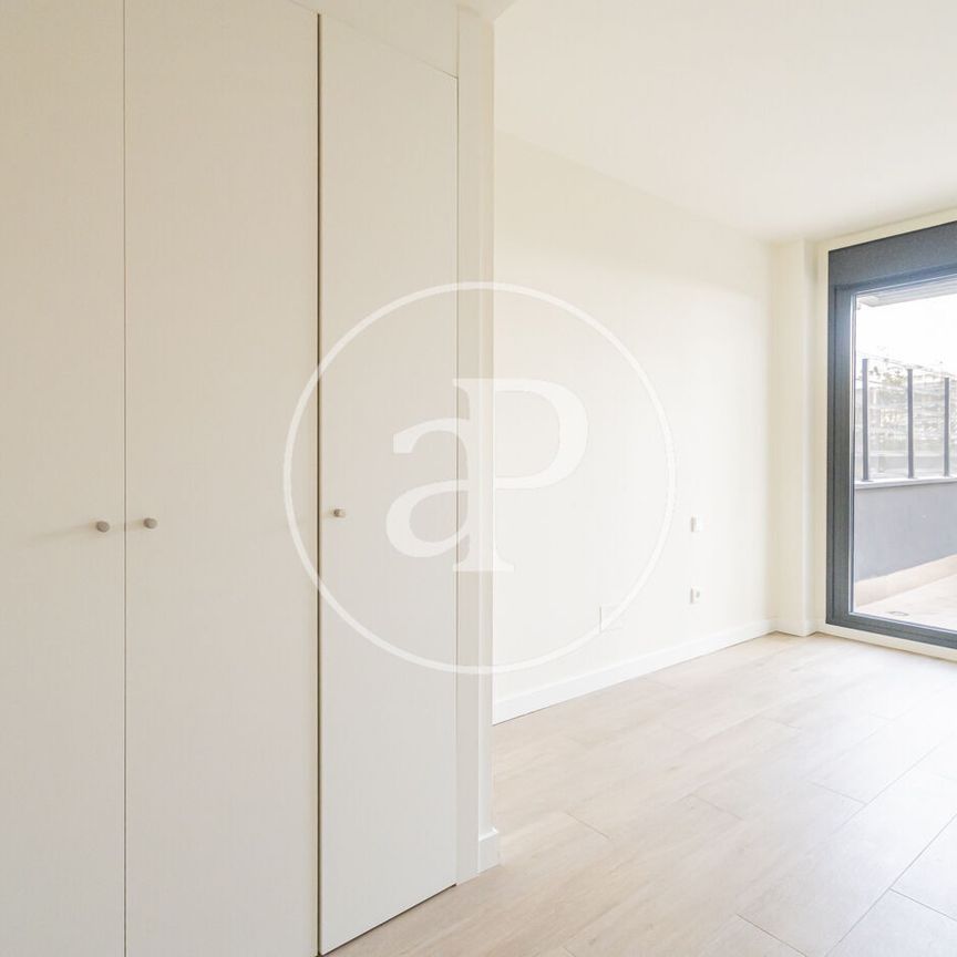Flat for rent in Imperial (Madrid) - Photo 1