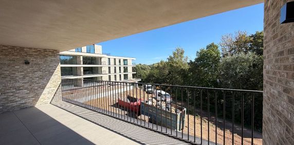 Appartement te huur in Halle voor € 1.300 met 2 slaapkamers - Photo 2