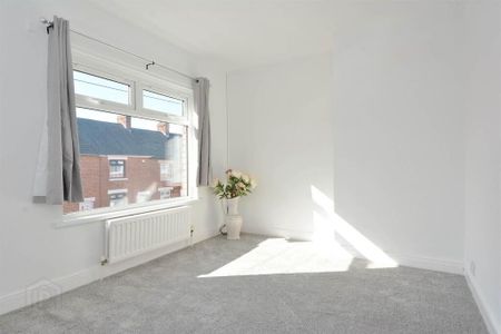 142 Greenville Road, Off Grand Parade, Belfast, BT5 5JY - Photo 5