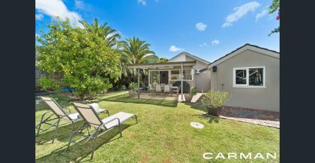 Beautifully Positioned! - Photo 4