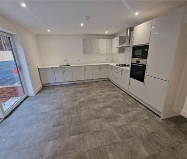 2 bedroom detached house to rent - Photo 4