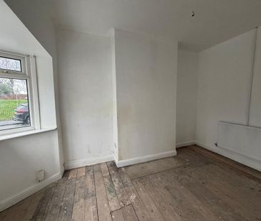 2 bedroom maisonette to rent - Photo 4