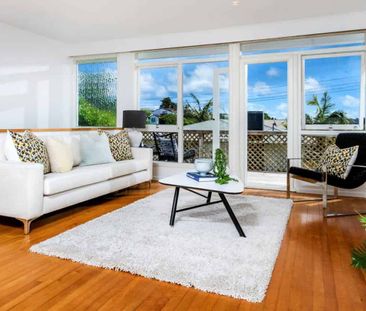 Perfect home located in the sought-after Double Westlake Zone! - Photo 2