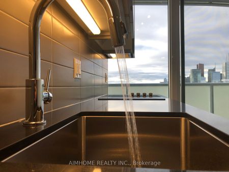 For Lease - 403 Church Street Unit# 3901, Toronto, Ontario - Photo 2