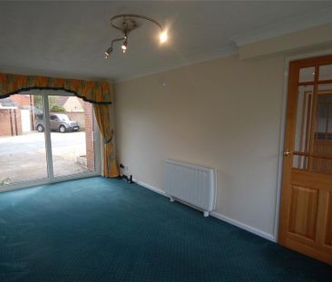 4 bedroom detached house to rent - Photo 1