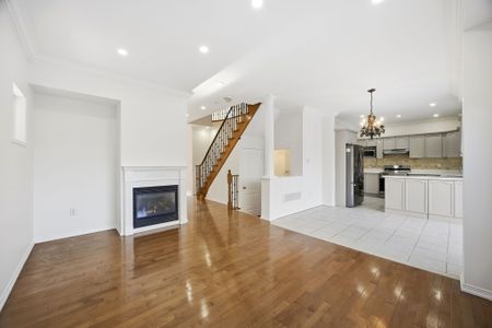 For Lease - 11 Welbourne Court, Ajax, Ontario - Photo 4