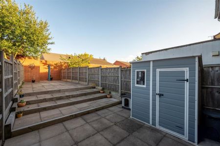 2 Bed Terraced House, Manor Hall Mews, CV3 - Photo 4